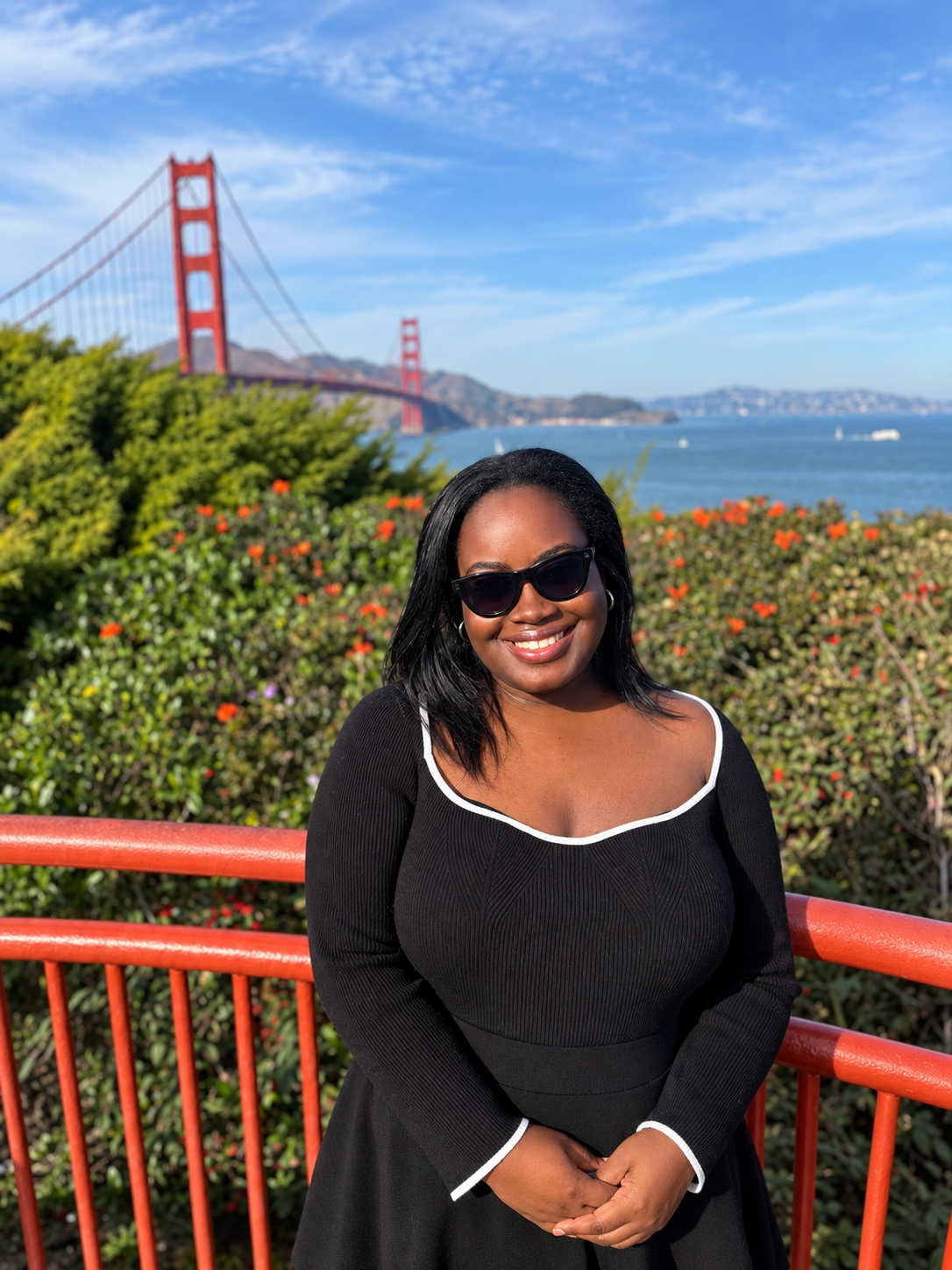 Jasmin Crentsil at the Golden Gate Bridge